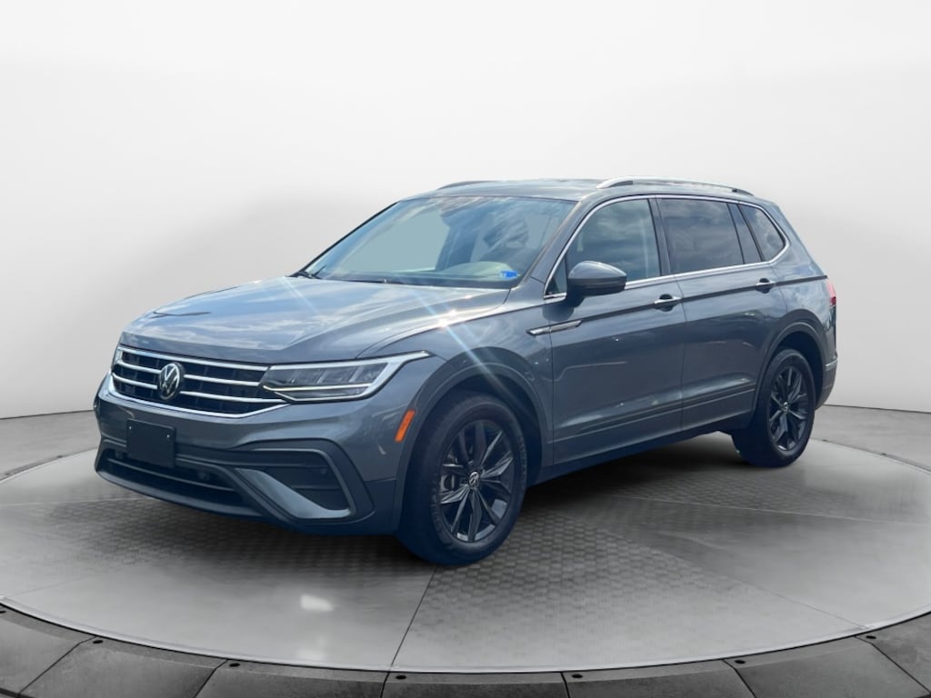 Used 2024 Volkswagen Tiguan SE SUV