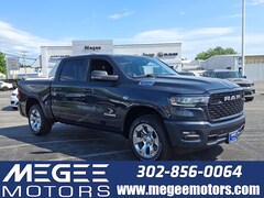 2026 Ram 1500 BIG HORN CREW CAB 4X4 5'7 BOX Pickup