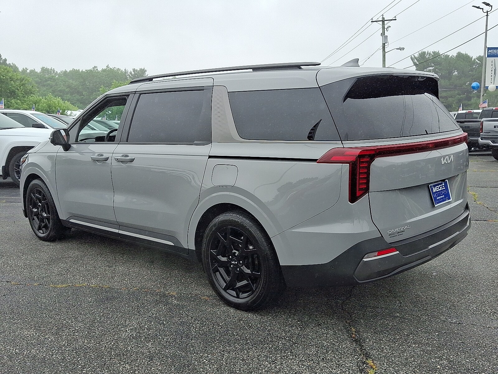 2025 Kia Carnival SX Prestige photo 4