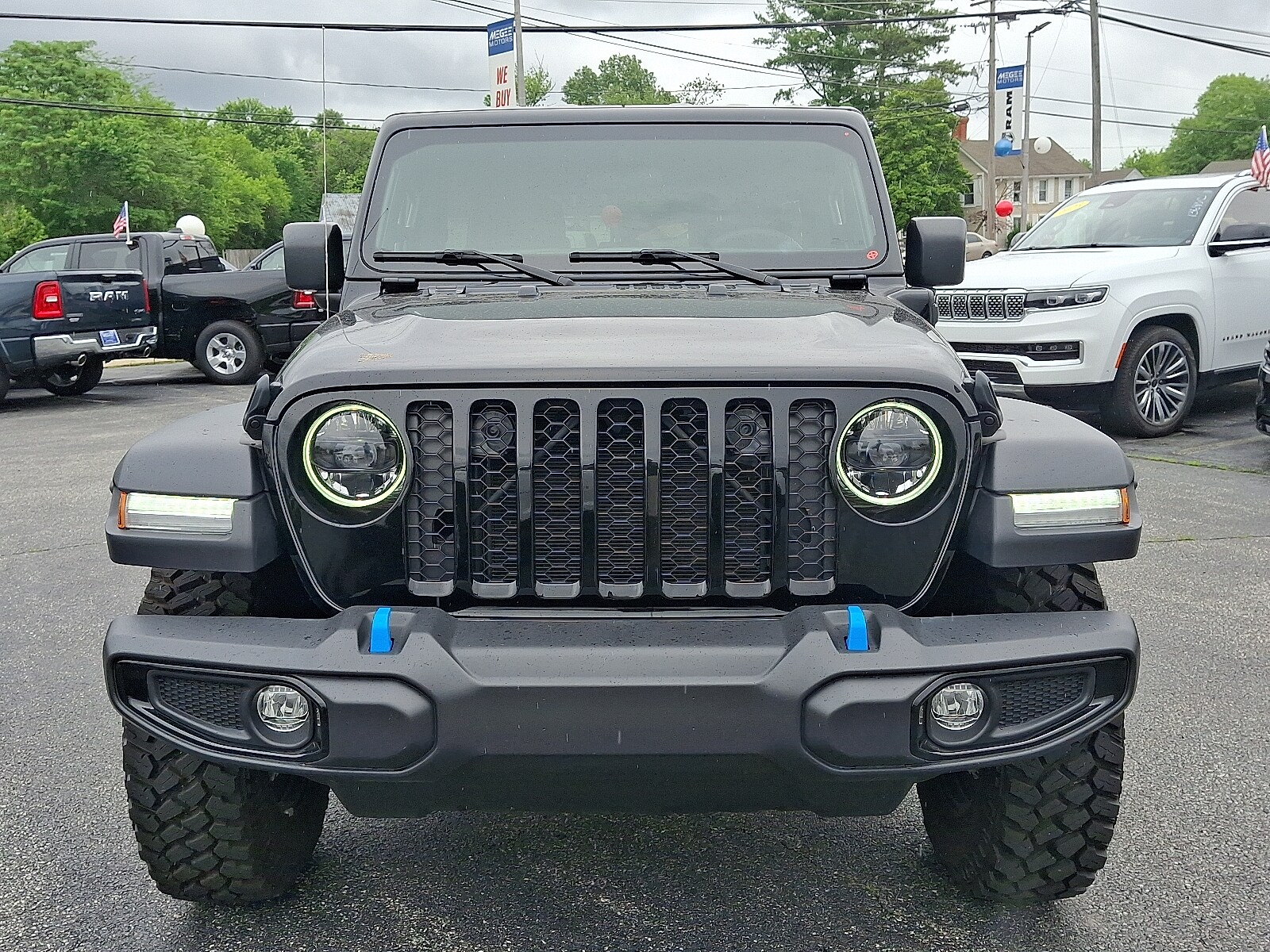 2023 Jeep Wrangler 4xe Willys photo 2