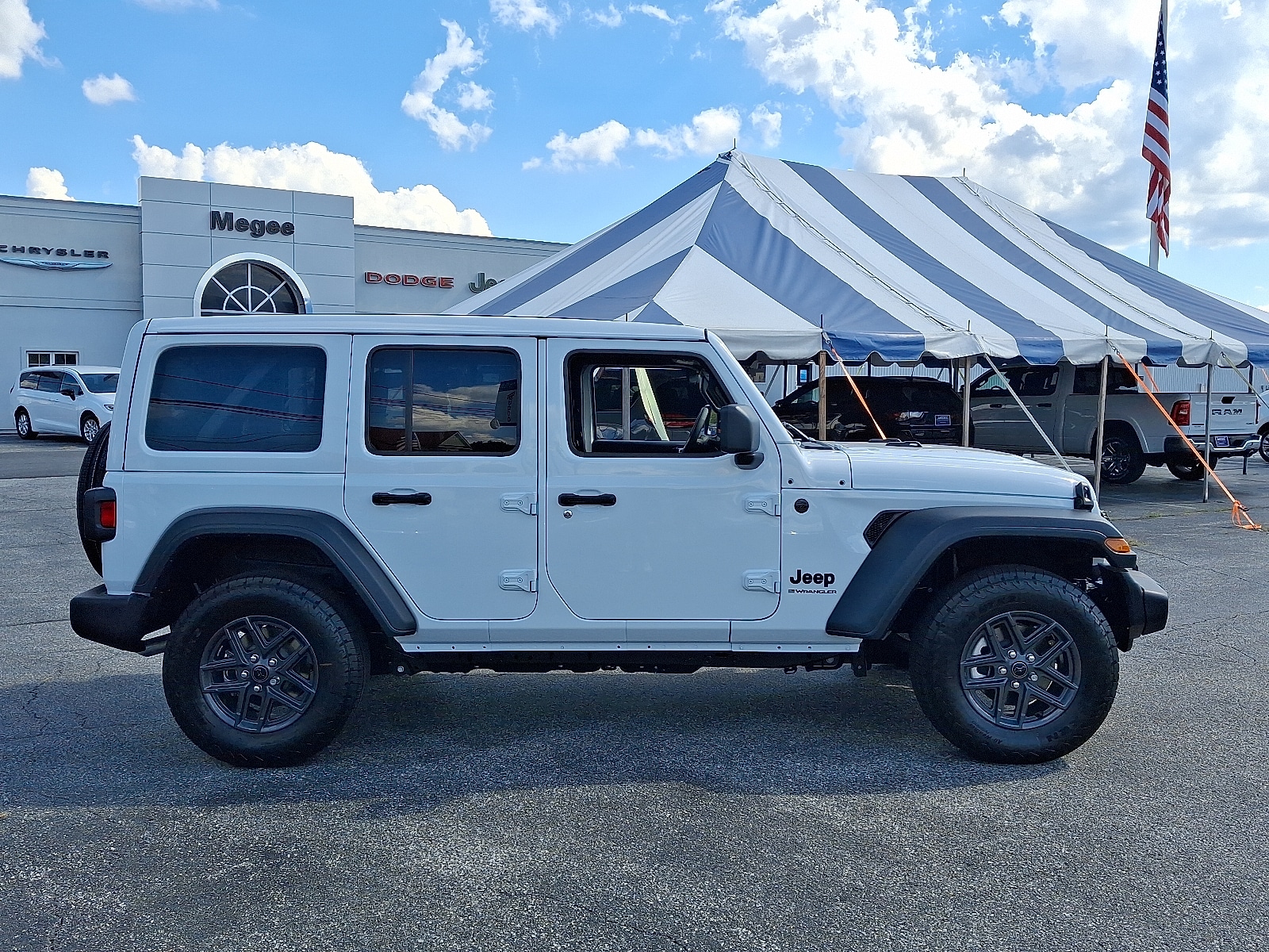 2025 Jeep Wrangler 4-Door Sport S - Photo 7