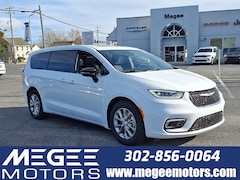 2026 Chrysler Pacifica LIMITED Passenger Van