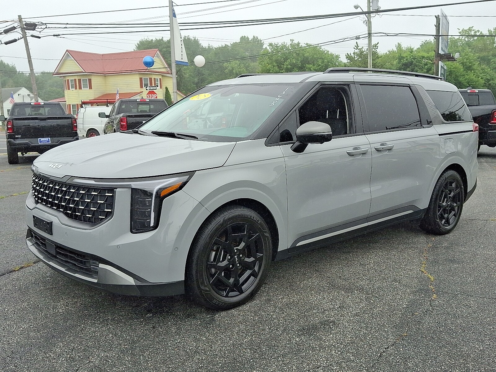 2025 Kia Carnival SX Prestige photo 3