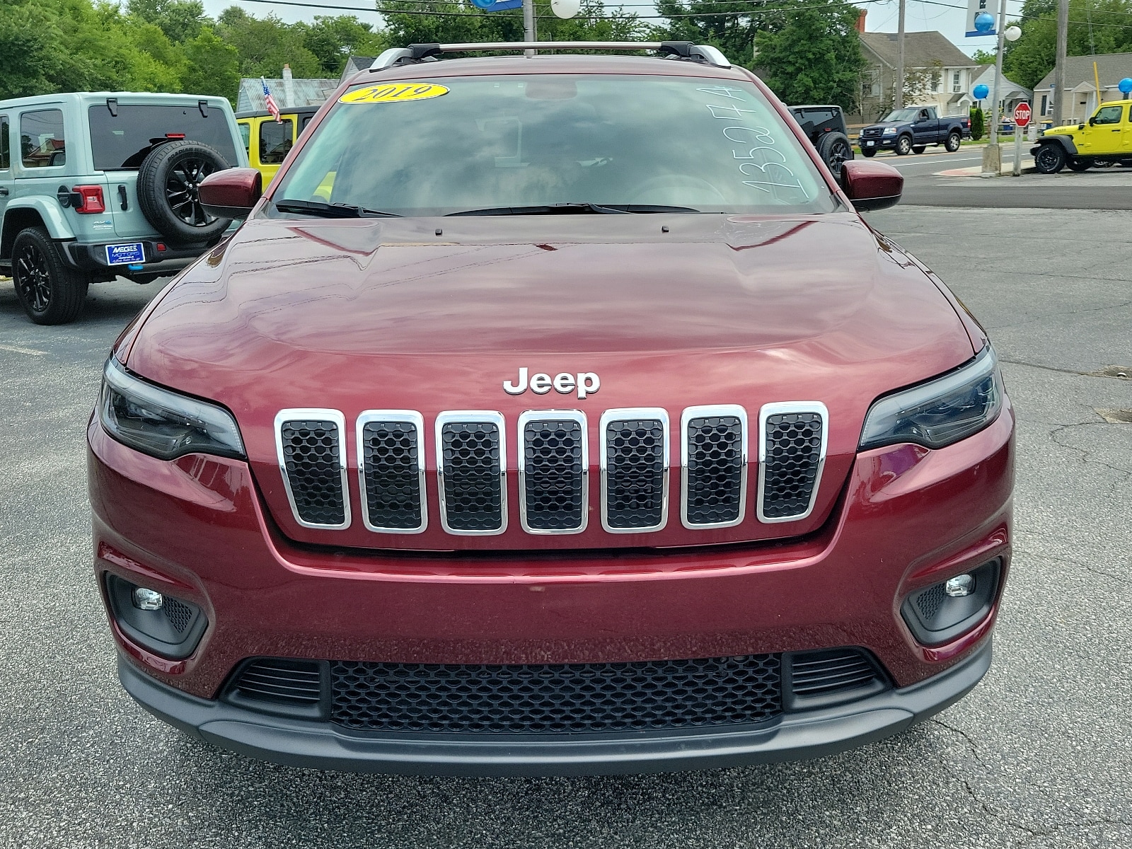 Used 2019 Jeep Cherokee Latitude Plus with VIN 1C4PJMLX6KD232237 for sale in Georgetown, DE