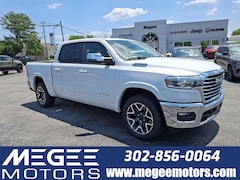 2026 Ram 1500 LARAMIE CREW CAB 4X4 5'7 BOX Pickup