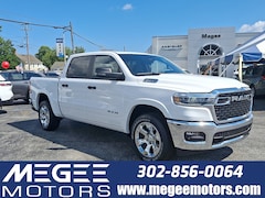 2026 Ram 1500 BIG HORN CREW CAB 4X4 5'7 BOX Pickup