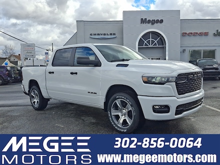 2025 Ram 1500 Tradesman Crew Cab 4x4 5'7 Box Pickup