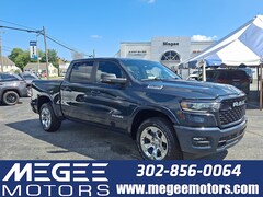 2026 Ram 1500 BIG HORN CREW CAB 4X4 5'7 BOX Pickup
