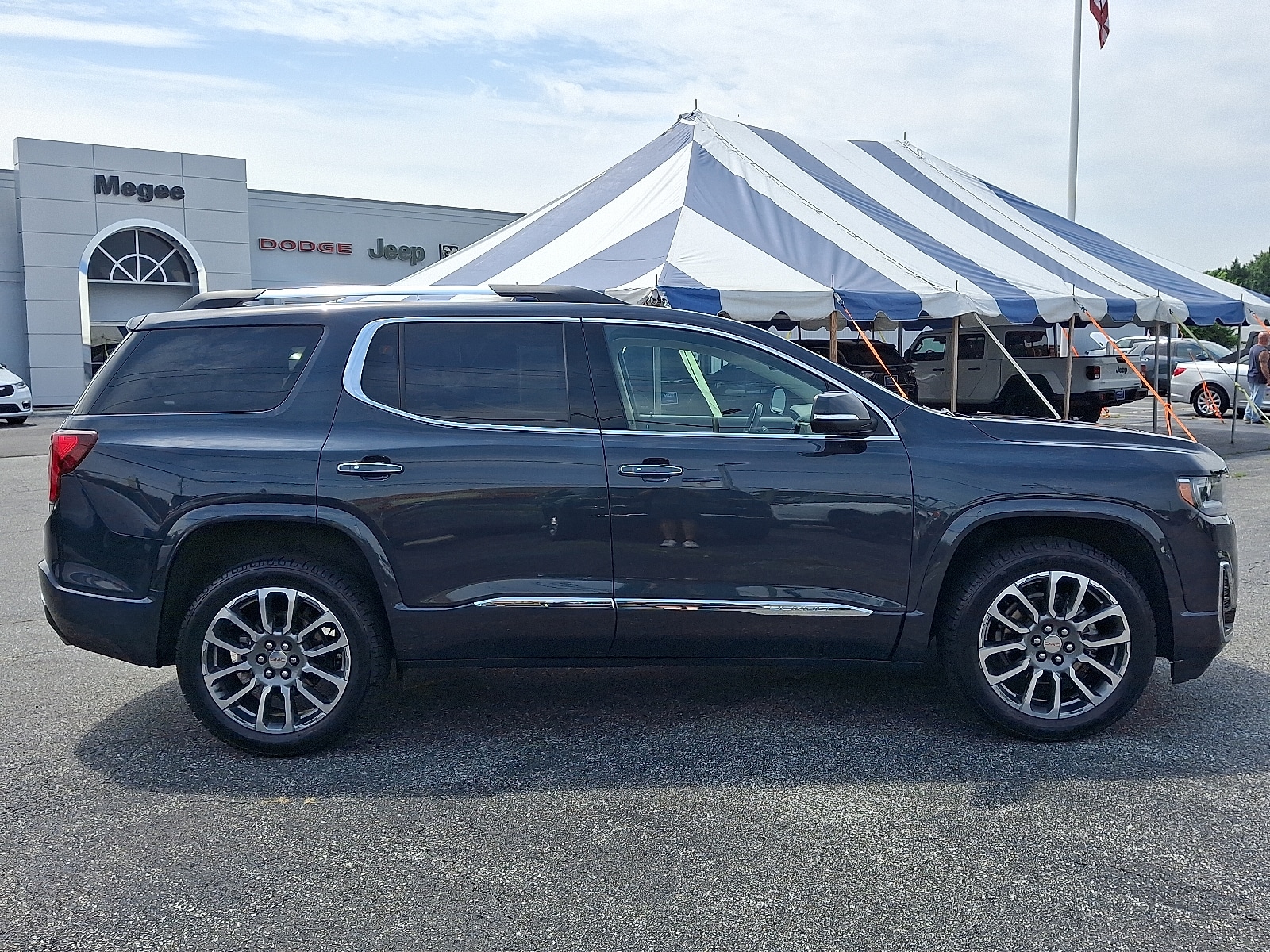 2021 GMC Acadia Denali - Photo 7