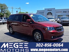 2017 Dodge Grand Caravan SXT Mini-van Passenger