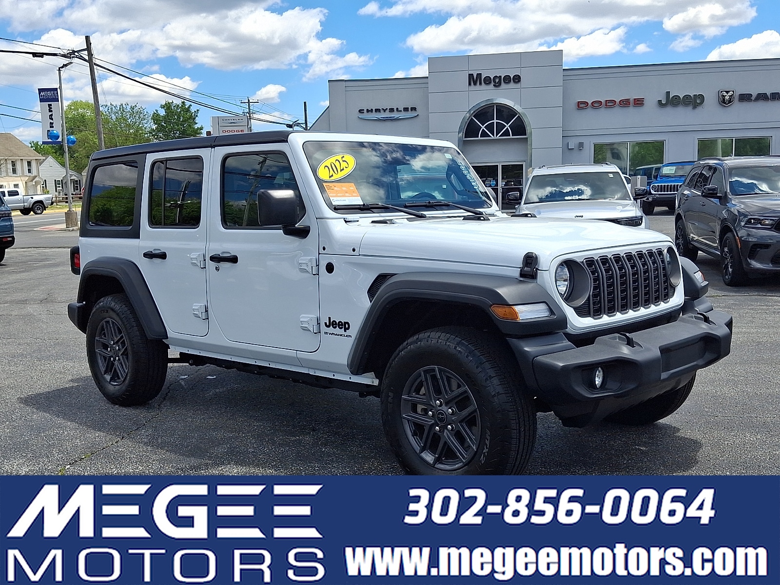 2025 Jeep Wrangler Sport S's photo