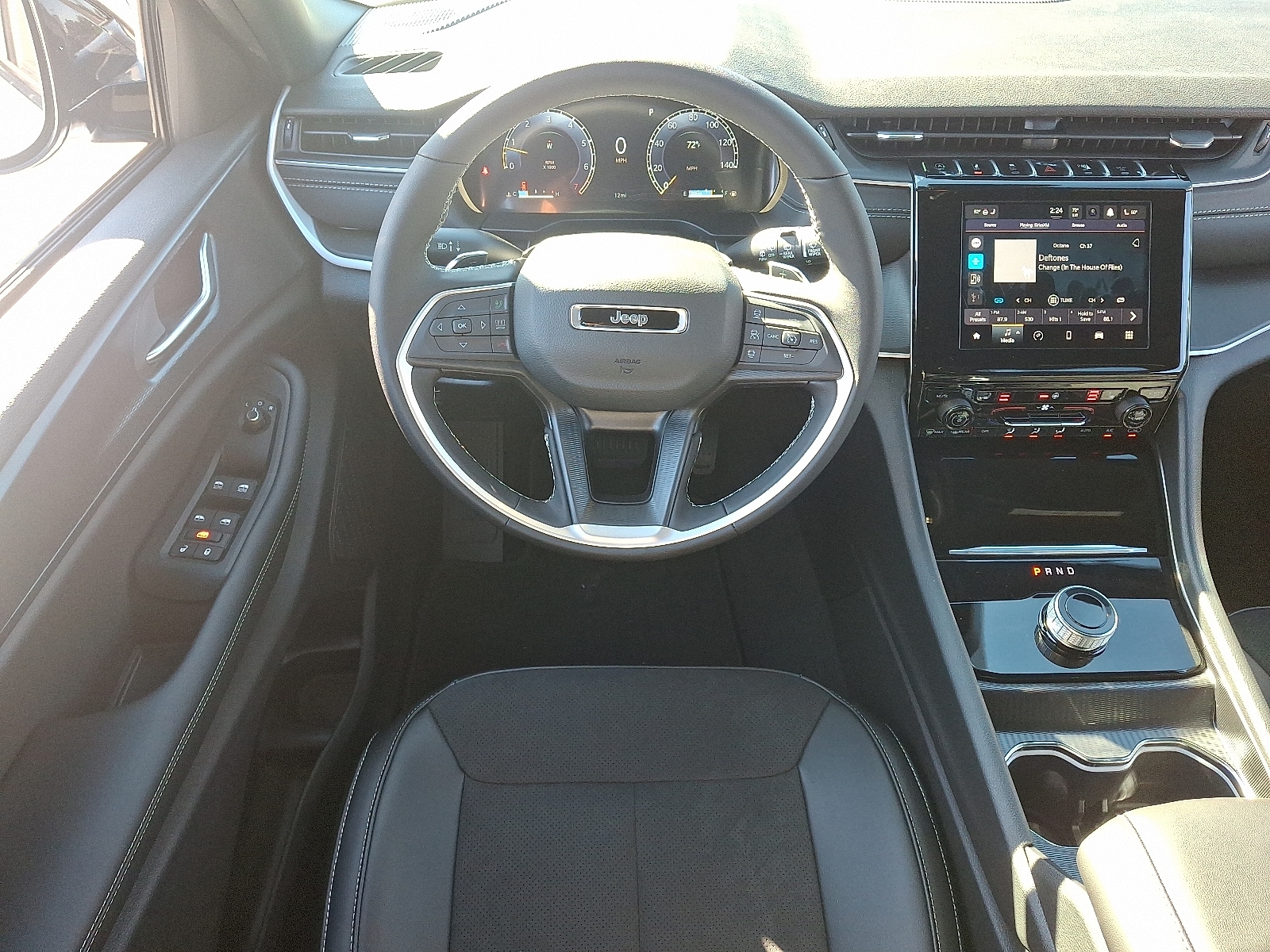 2025 Jeep Grand Cherokee L Altitude - Photo 10
