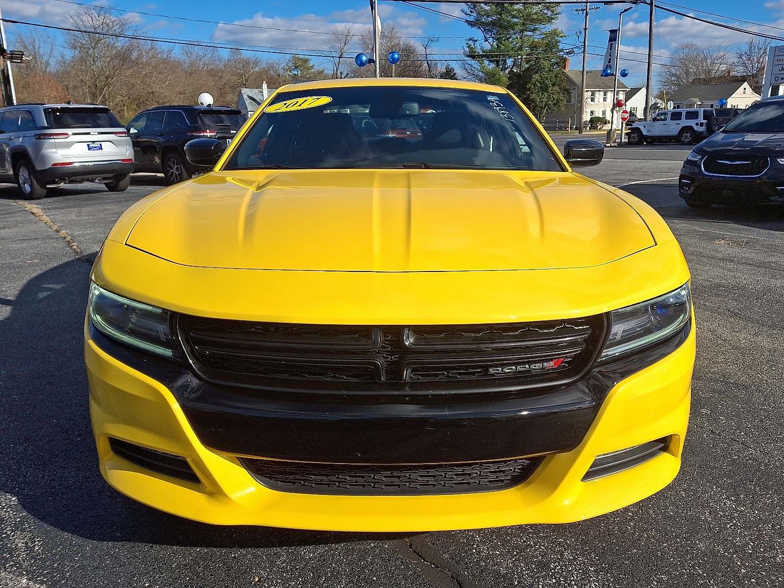 Used 2017 Dodge Charger SXT with VIN 2C3CDXHG5HH556599 for sale in Georgetown, DE