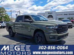 2026 Ram 1500 EXPRESS CREW CAB 4X4 5'7 BOX Pickup