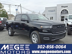 2025 Ram 1500 TRADESMAN CREW CAB 4X4 5'7 BOX Pickup