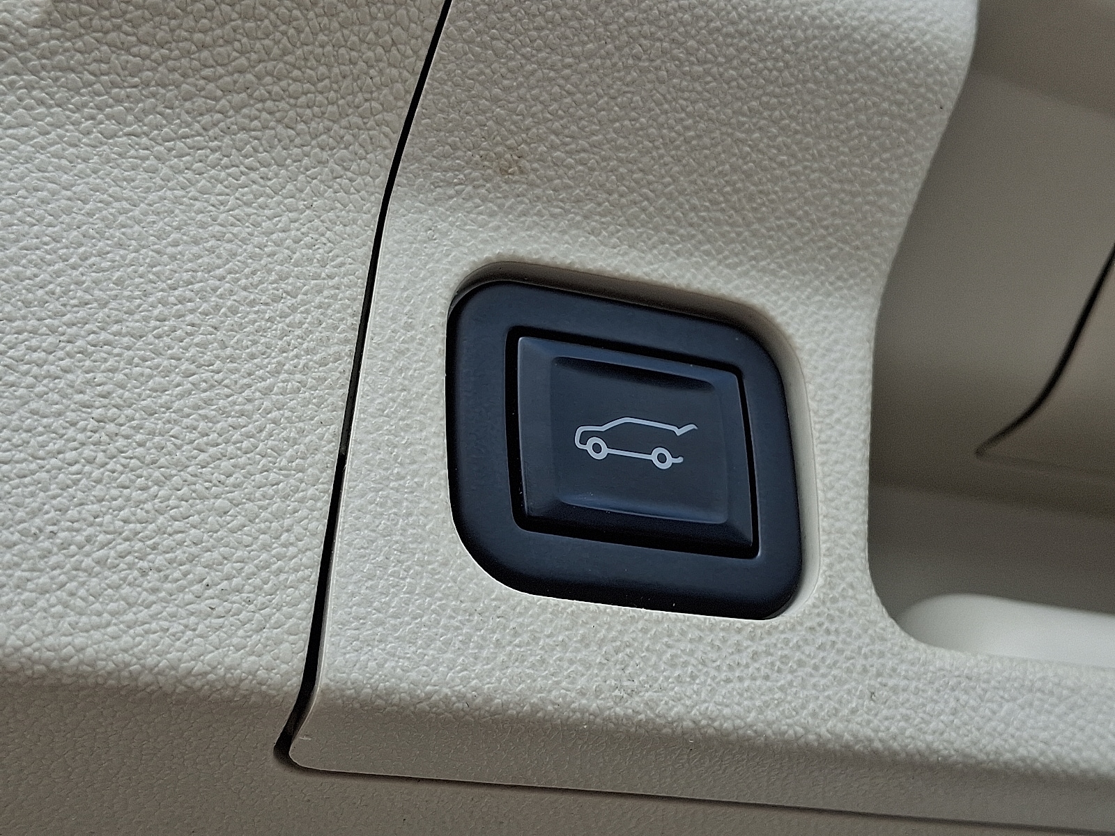2021 GMC Acadia Denali - Photo 29