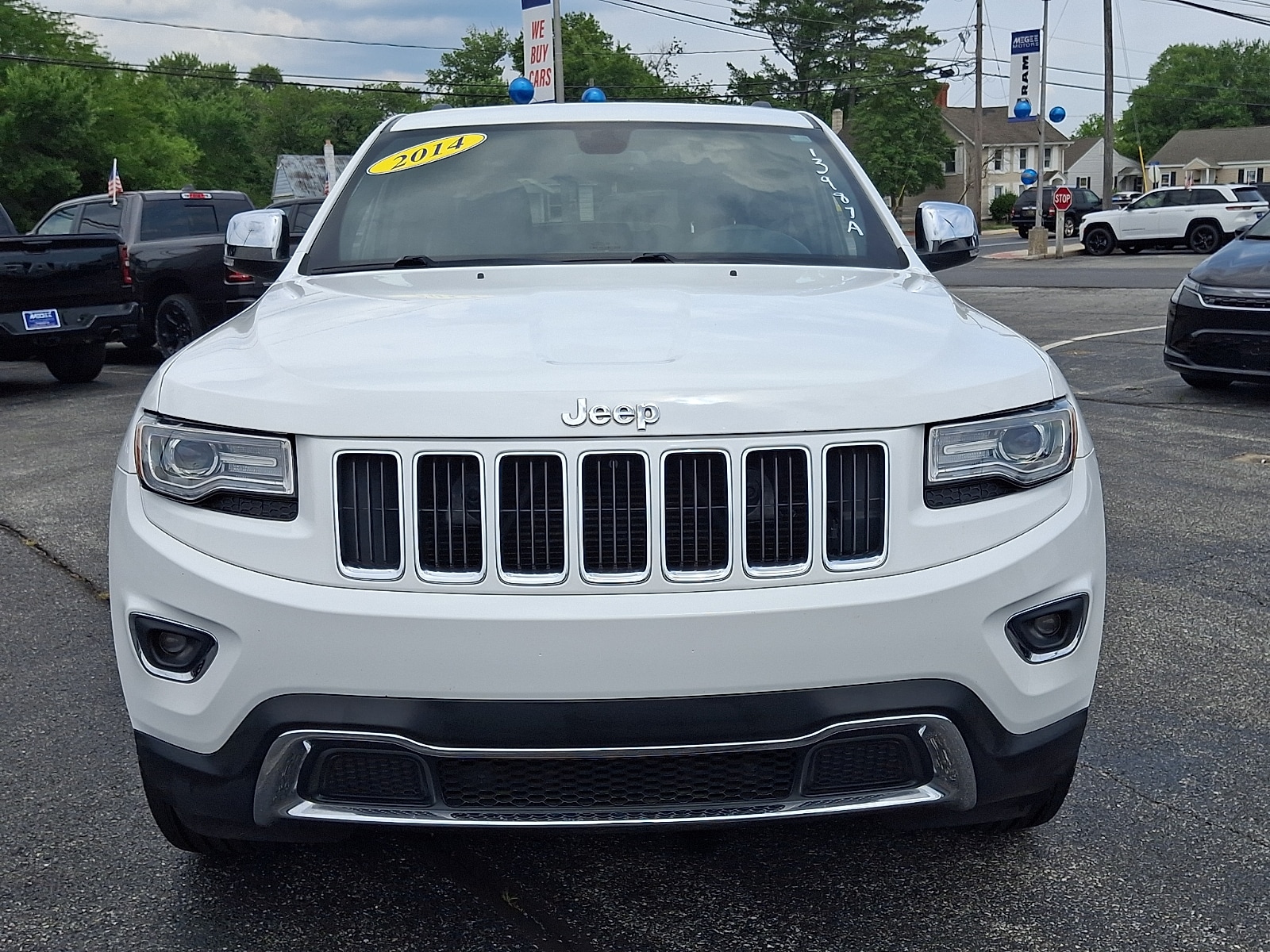 Used 2014 Jeep Grand Cherokee Limited with VIN 1C4RJFBG1EC339356 for sale in Georgetown, DE