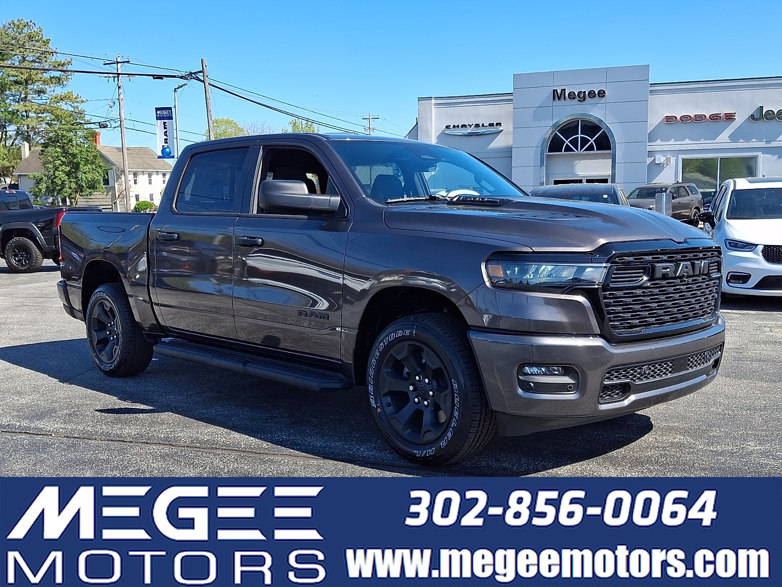 2026 RAM 1500 Express 4x4 Crew Cab 5'7's photo