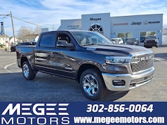 2026 Ram 1500 BIG HORN CREW CAB 4X4 5'7 BOX Pickup