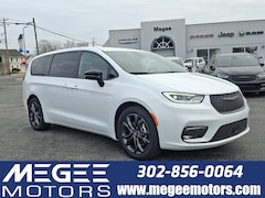 2026 Chrysler Pacifica SELECT Passenger Van