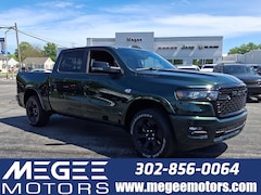 2026 Ram 1500 BIG HORN CREW CAB 4X4 5'7 BOX Pickup