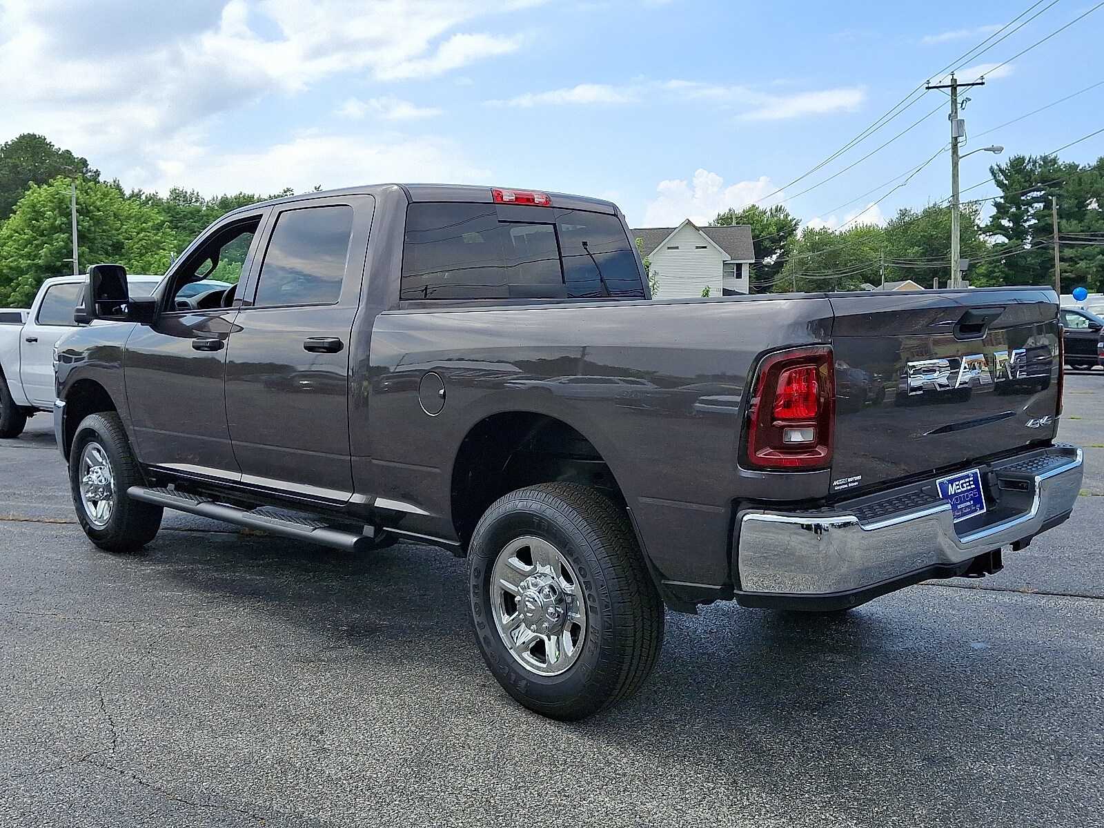 2025 Ram 2500 Tradesman photo 4
