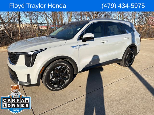 2025 Kia Sorento S's photo