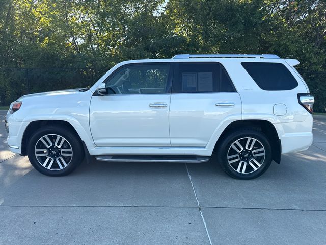2014 Toyota 4Runner Limited photo 2