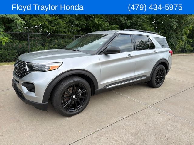 2020 Ford Explorer XLT RWD's photo