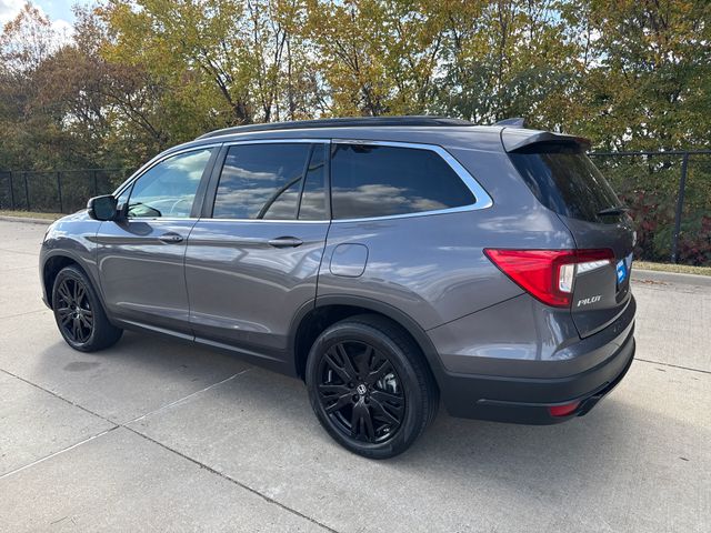 2022 Honda Pilot Special Edition photo 3