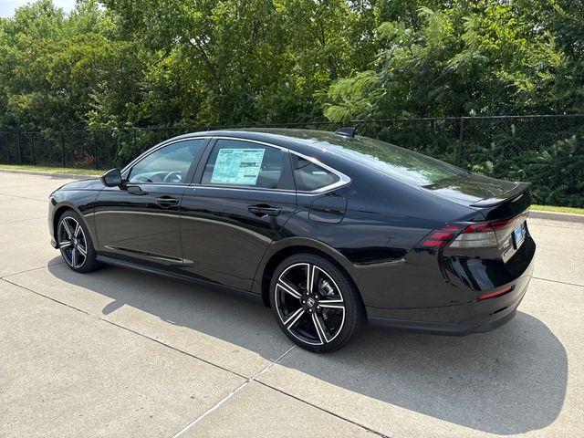 2025 Honda Accord Hybrid Sport photo 3