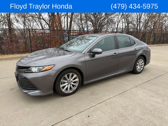 2018 Toyota Camry LE