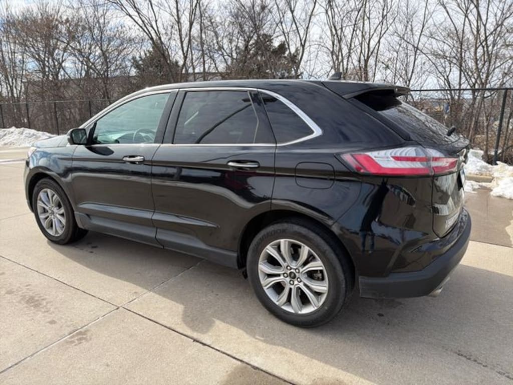 Used 2024 Ford Edge Titanium SUV