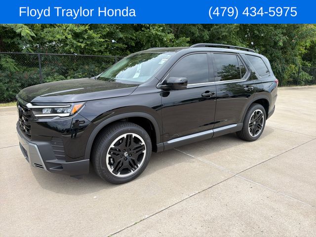 2026 Honda Pilot Touring AWD's photo