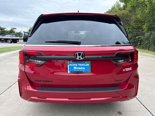 2026 Honda Odyssey photo 4
