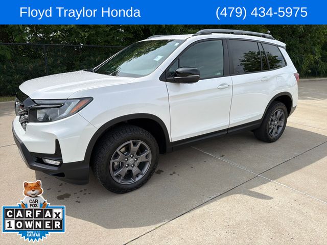 2024 Honda Passport 3.5 TrailSport 4WD Auto's photo