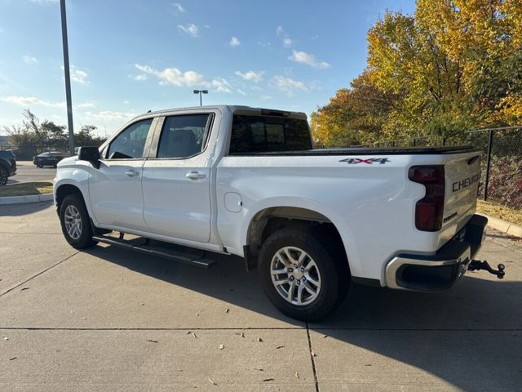 Used 2020 Chevrolet Silverado 1500 LT Truck Crew Cab