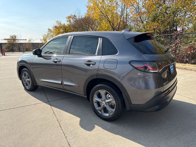 2026 Honda HR-V LX photo 2