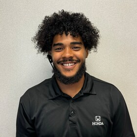 Staff member DT Neal from ID_0b7f2b1c2814