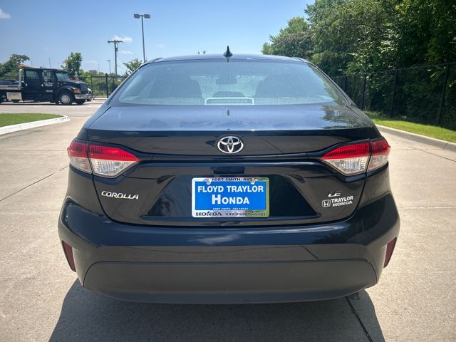 2023 Toyota Corolla LE photo 4