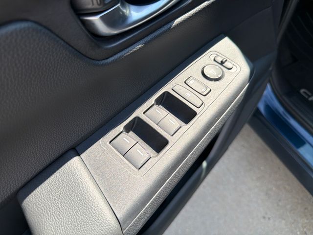 2025 Honda CR-V Sport-L - Photo 13