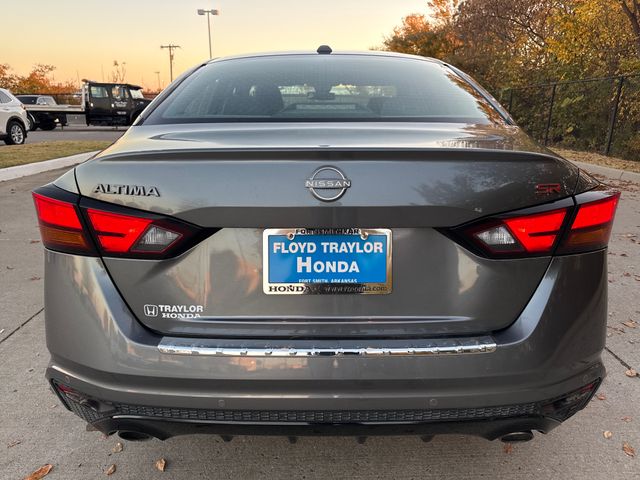 2023 Nissan Altima 2.5 SR photo 4