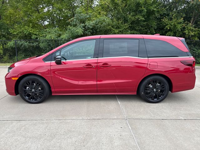 2026 Honda Odyssey photo 2