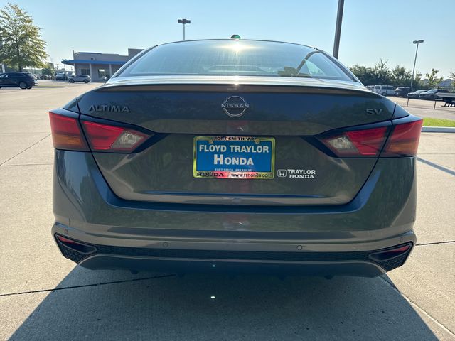 2024 Nissan Altima 2.5 SV photo 4