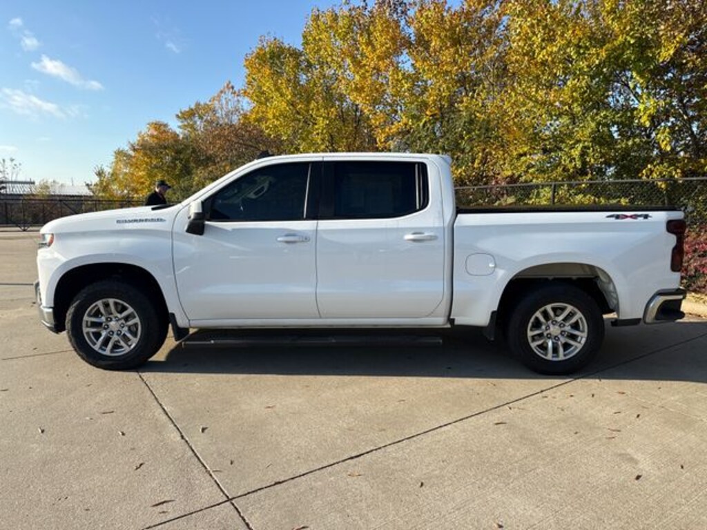Used 2020 Chevrolet Silverado 1500 LT Truck Crew Cab