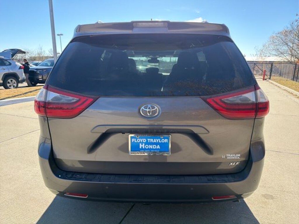 Used 2020 Toyota Sienna Van