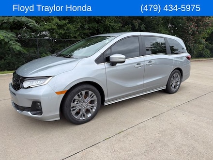 2026 Honda Odyssey Touring Van Passenger