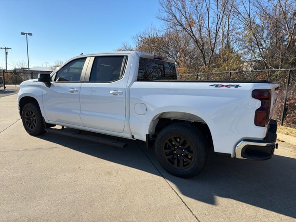 Used 2020 Chevrolet Silverado 1500 LT Truck Crew Cab