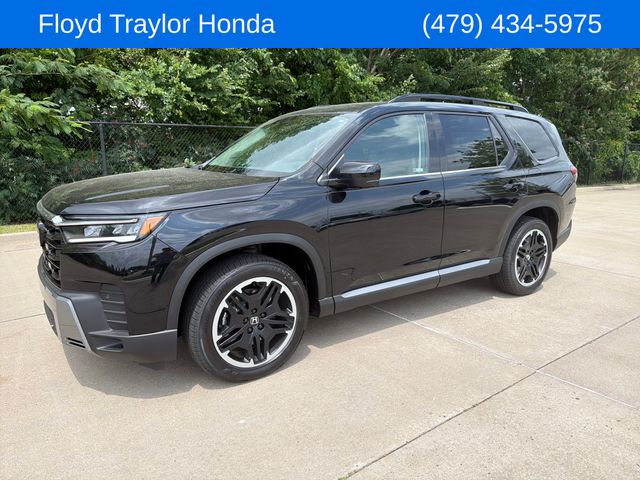 2026 Honda Pilot Touring AWD's photo