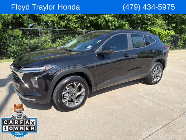 2025 Chevrolet Trax LT's photo